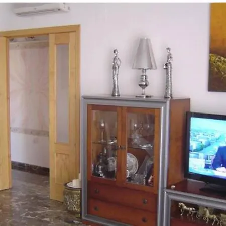 Piso Playa Carvajal * فوينخيرولا
