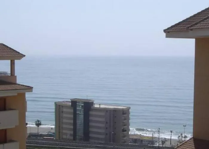 Апартаменти Piso Playa Carvajal *